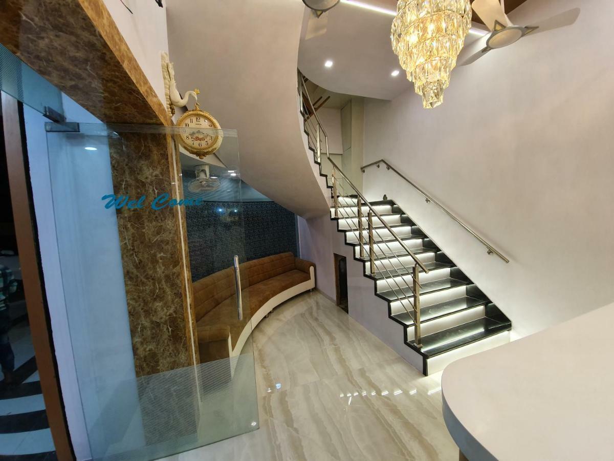 Hotel Apex 나비뭄바이 외부 사진